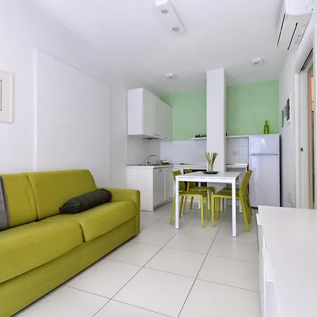 Lola Apartment